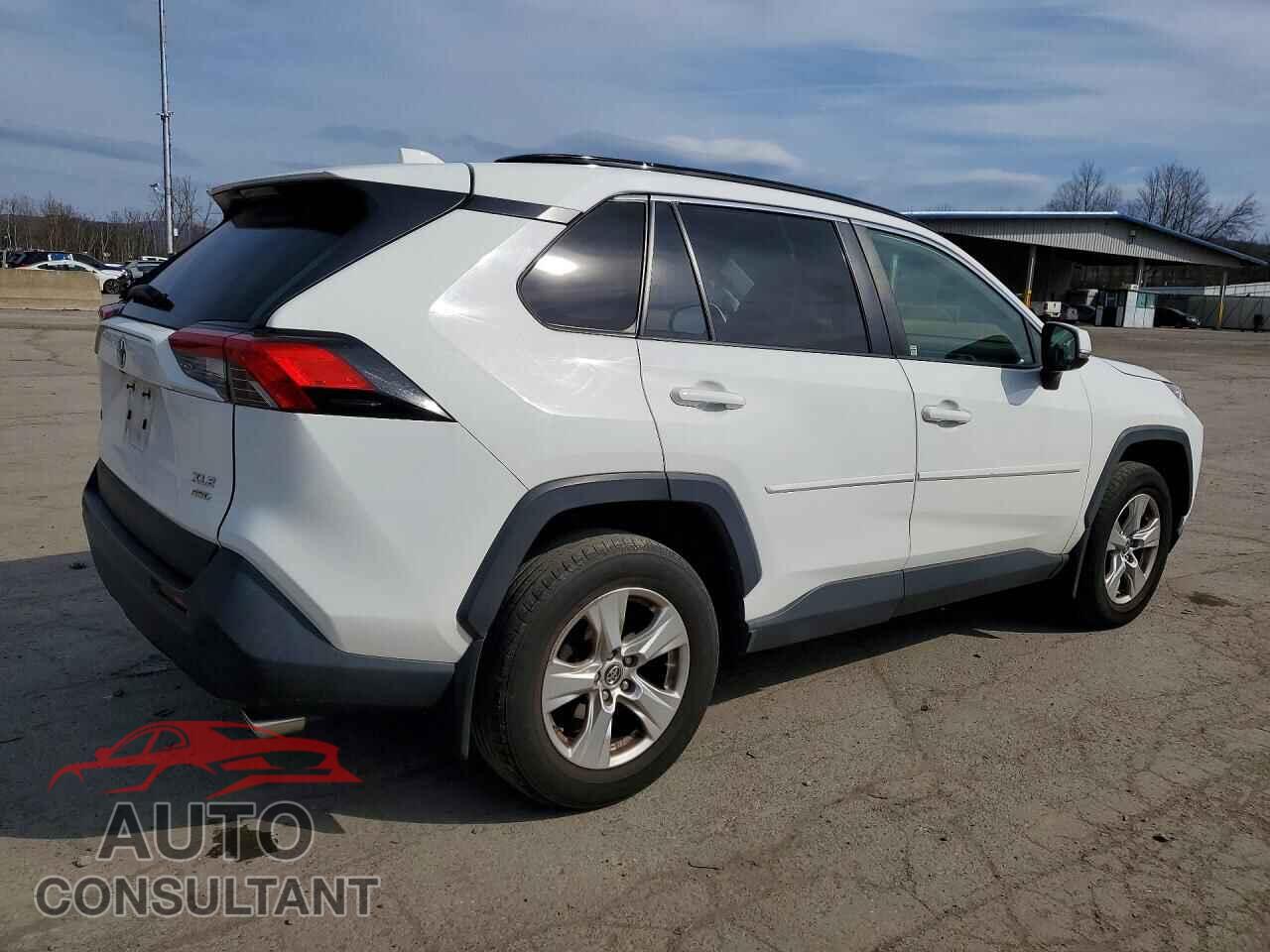 TOYOTA RAV4 2019 - JTMP1RFV9KD022724