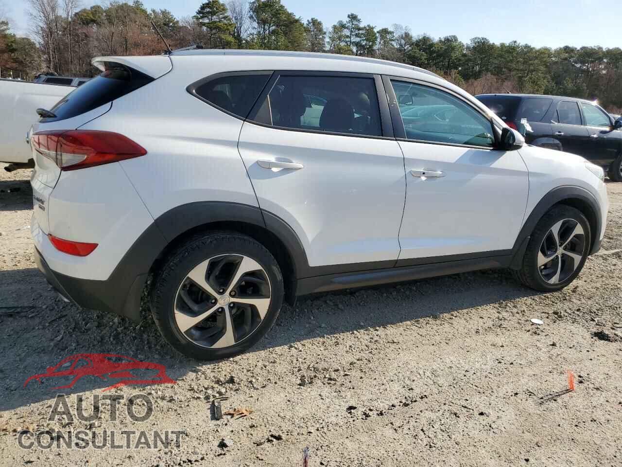 HYUNDAI TUCSON 2016 - KM8J3CA27GU034366