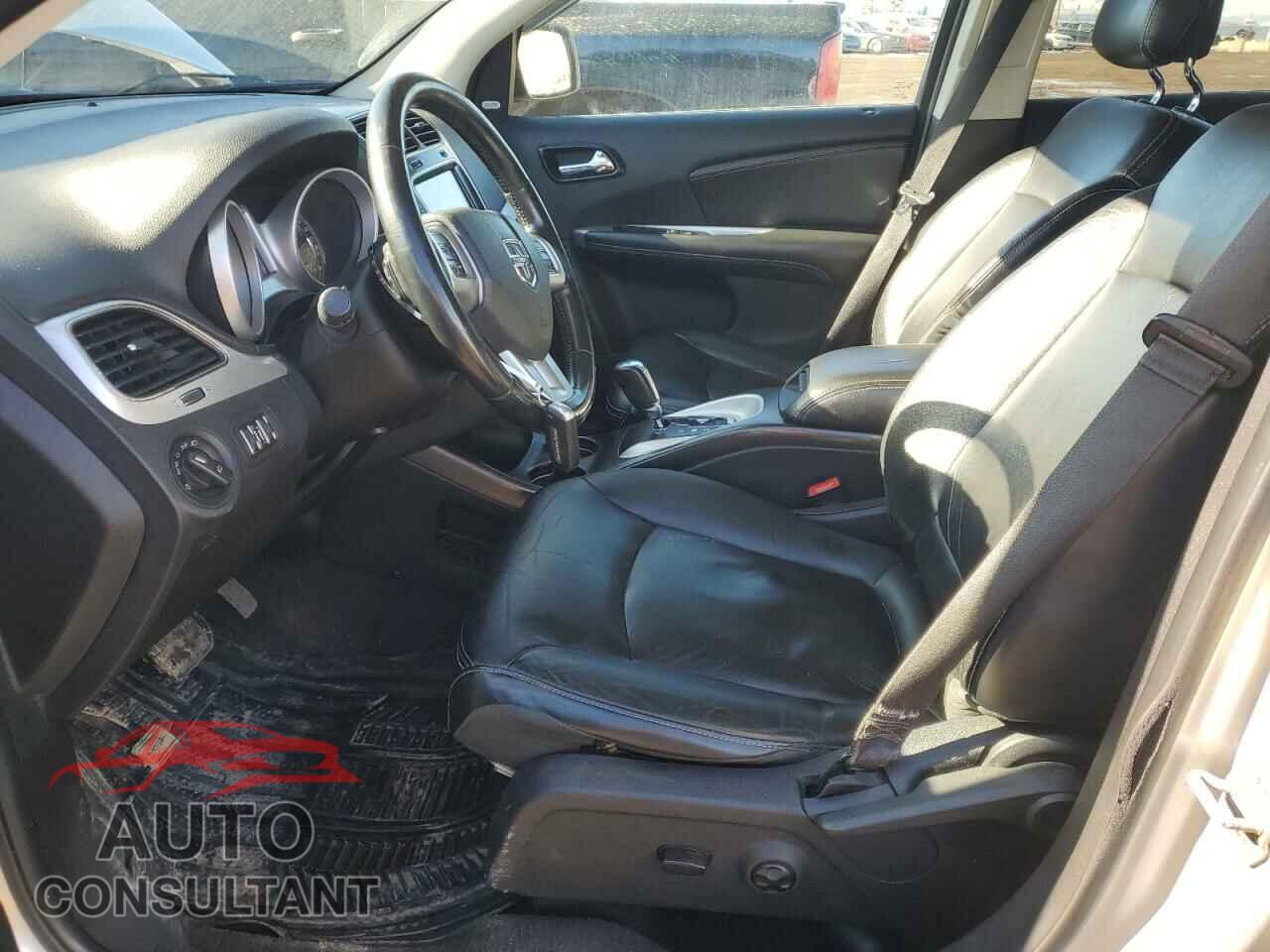 DODGE JOURNEY 2012 - 3C4PDCCG7CT135822