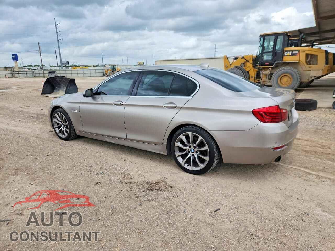 BMW 5 SERIES 2014 - WBA5B1C53ED482795