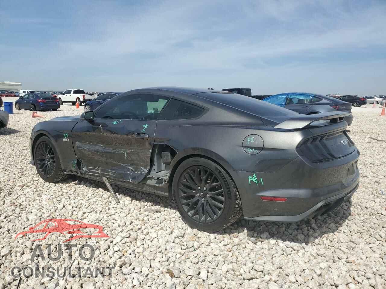 FORD MUSTANG 2018 - 1FA6P8CF3J5126710
