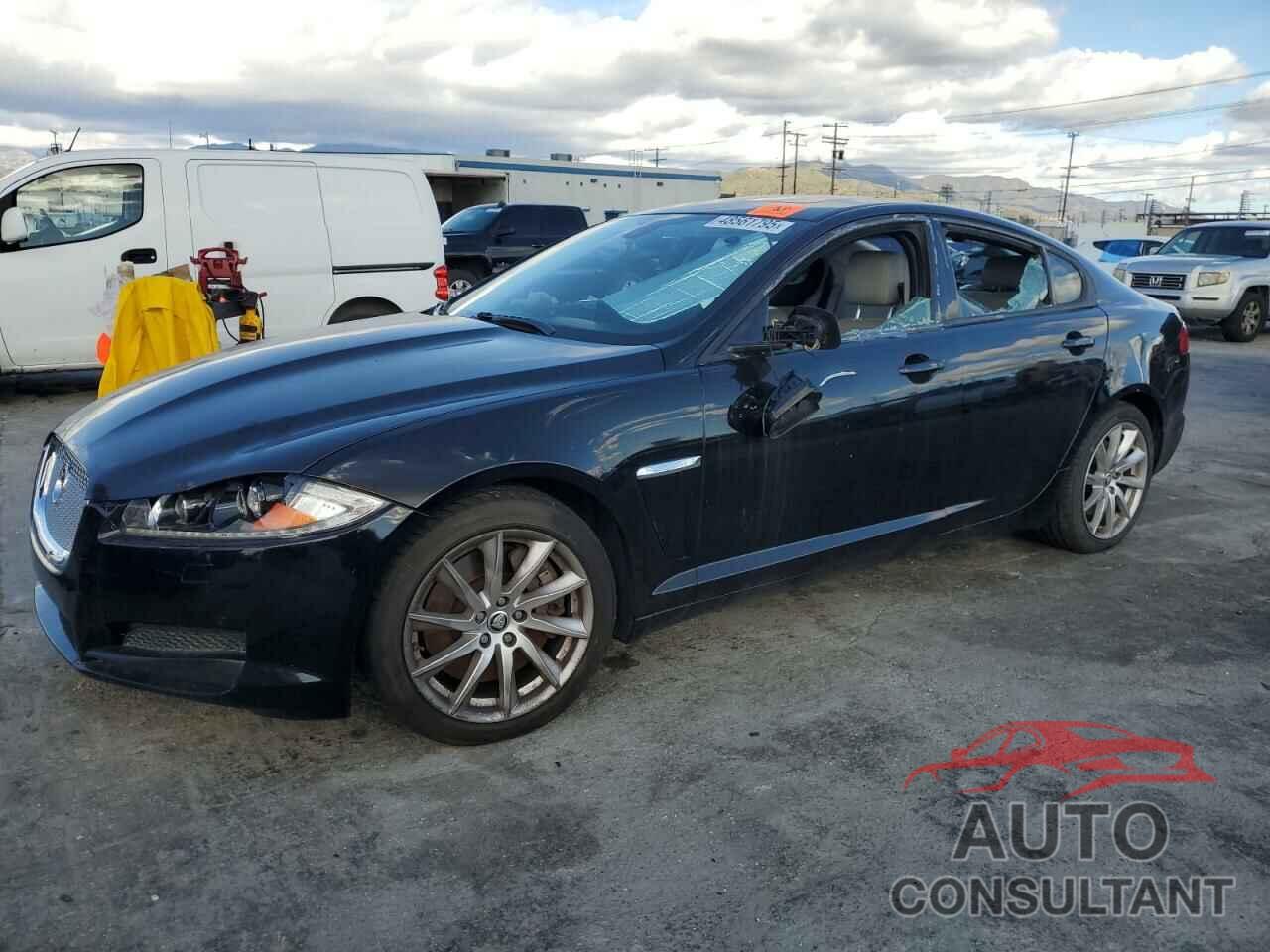 JAGUAR XF 2012 - SAJWA0FB1CLS36029