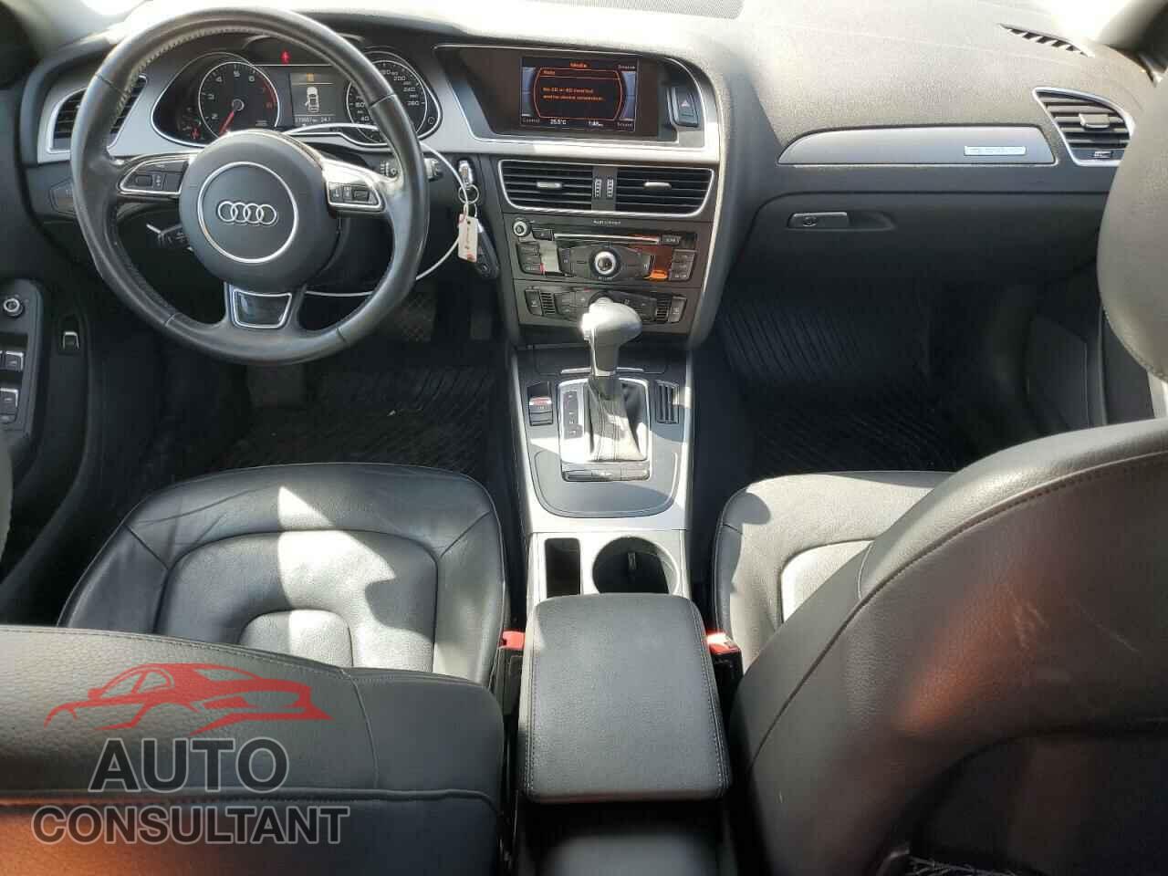 AUDI A4 2013 - WAUBFCFLXDN043745