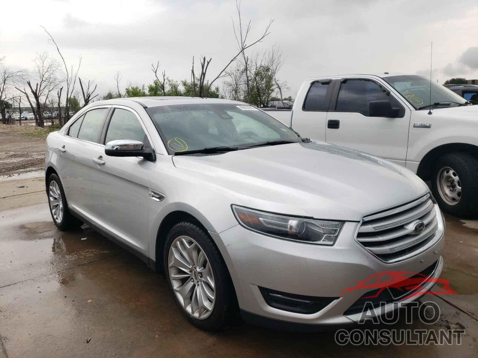 FORD TAURUS 2017 - 1FAHP2F82HG120852