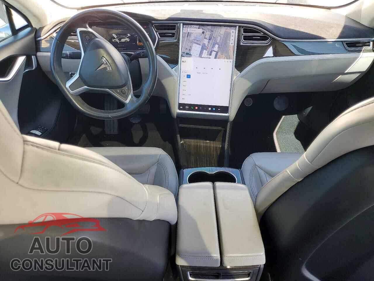 TESLA MODEL S 2015 - 5YJSA1E28FF107426
