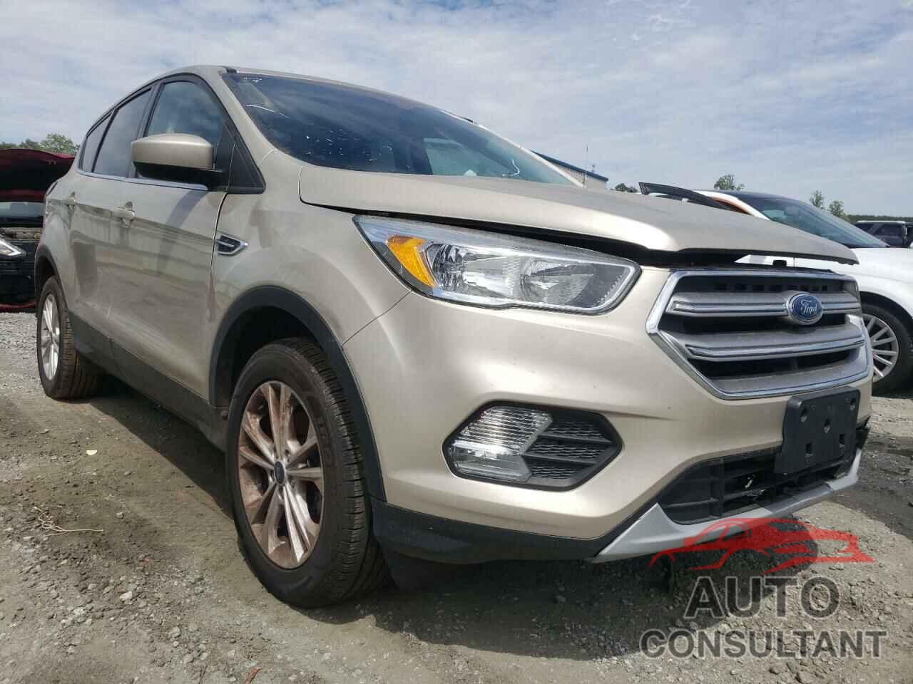 FORD ESCAPE 2017 - 1FMCU0GD3HUA29454