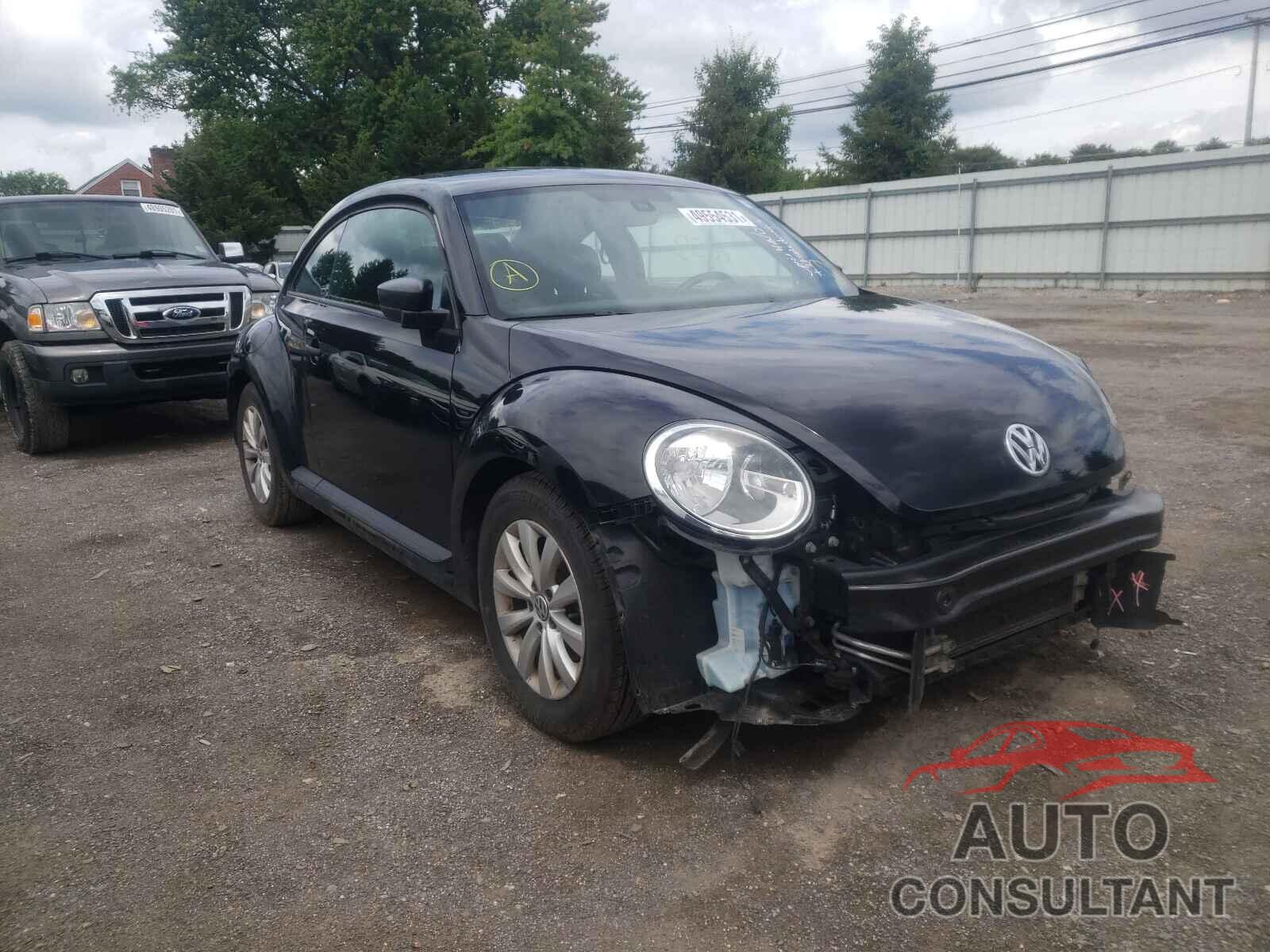 VOLKSWAGEN BEETLE 2017 - 3VWF17ATXHM629201