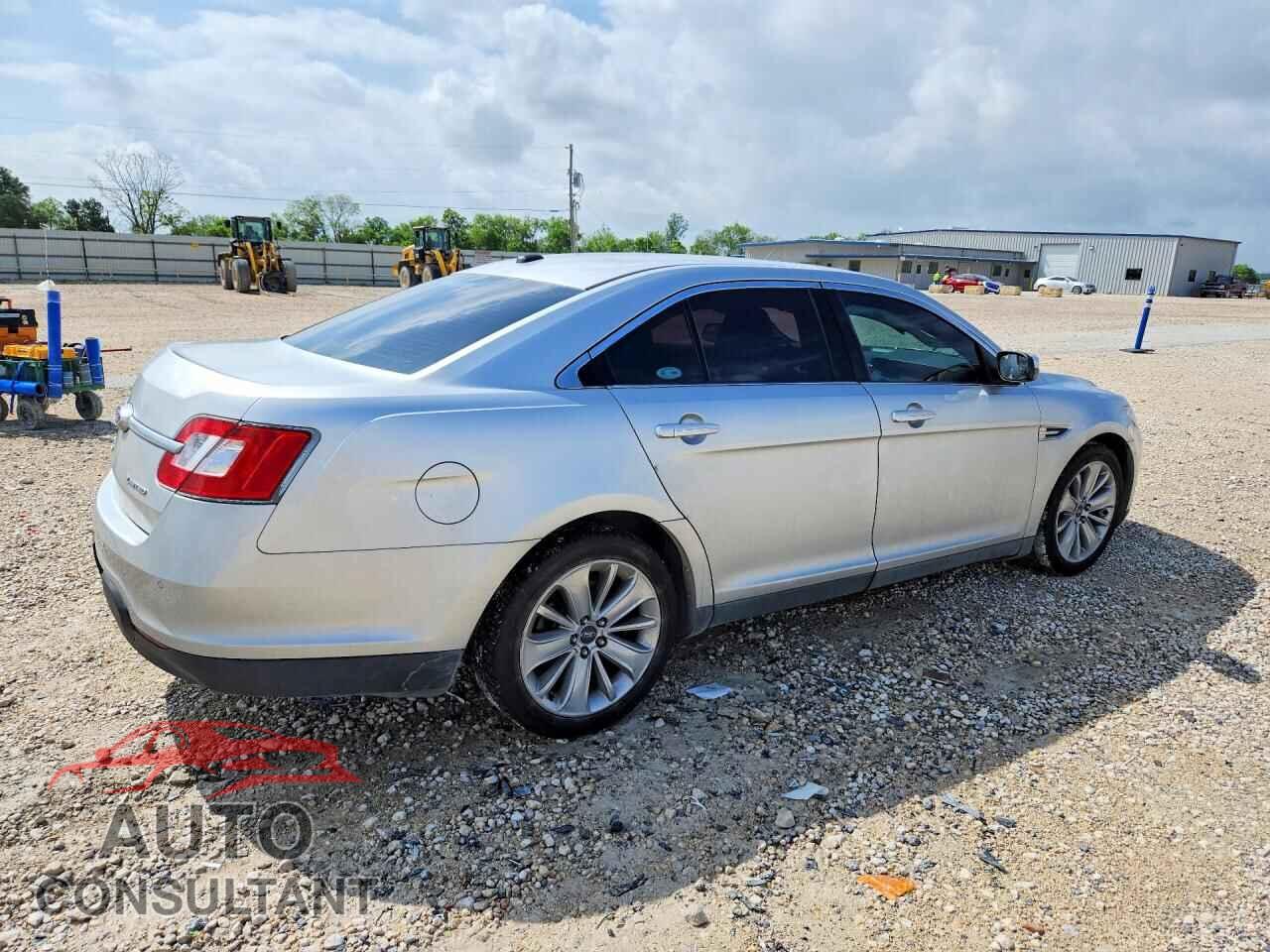 FORD TAURUS 2012 - 1FAHP2FW2CG102195