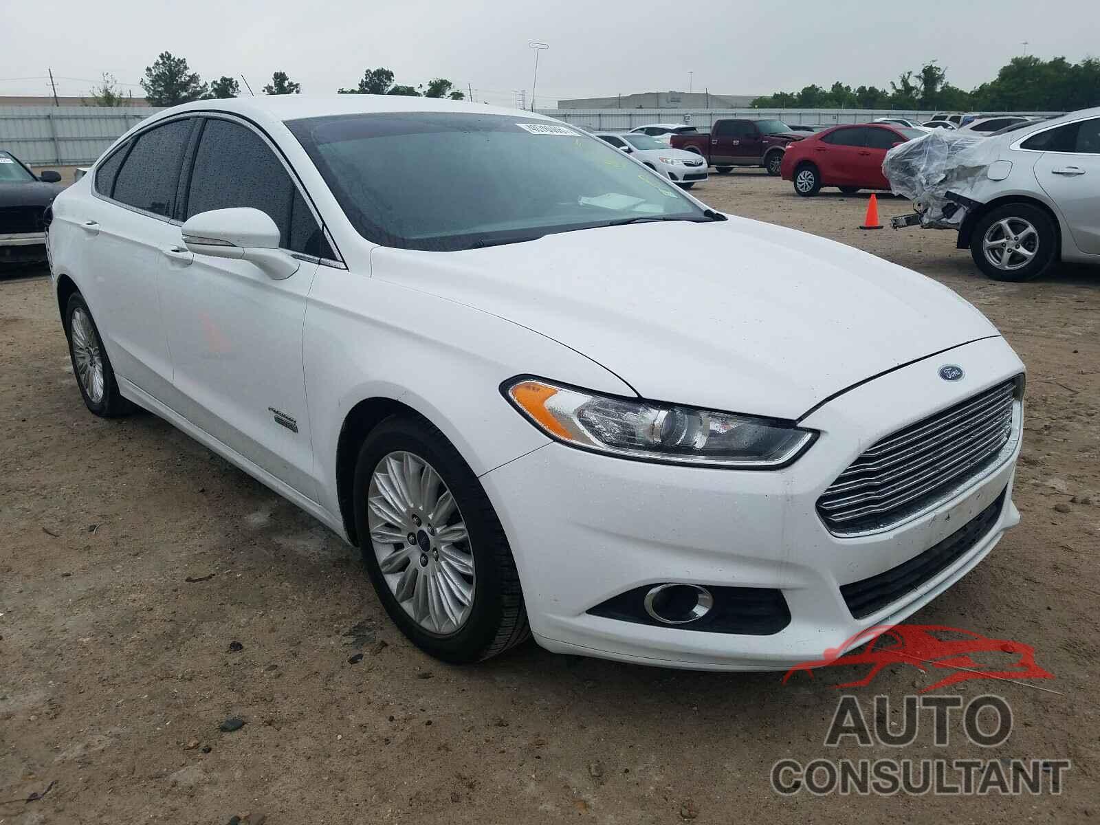 FORD FUSION 2016 - 3FA6P0PU8GR201210