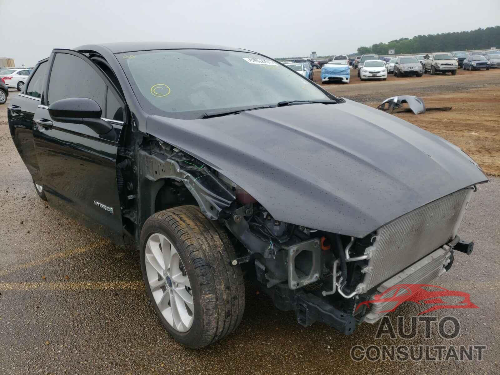 FORD FUSION 2019 - 3FA6P0LU9KR207144