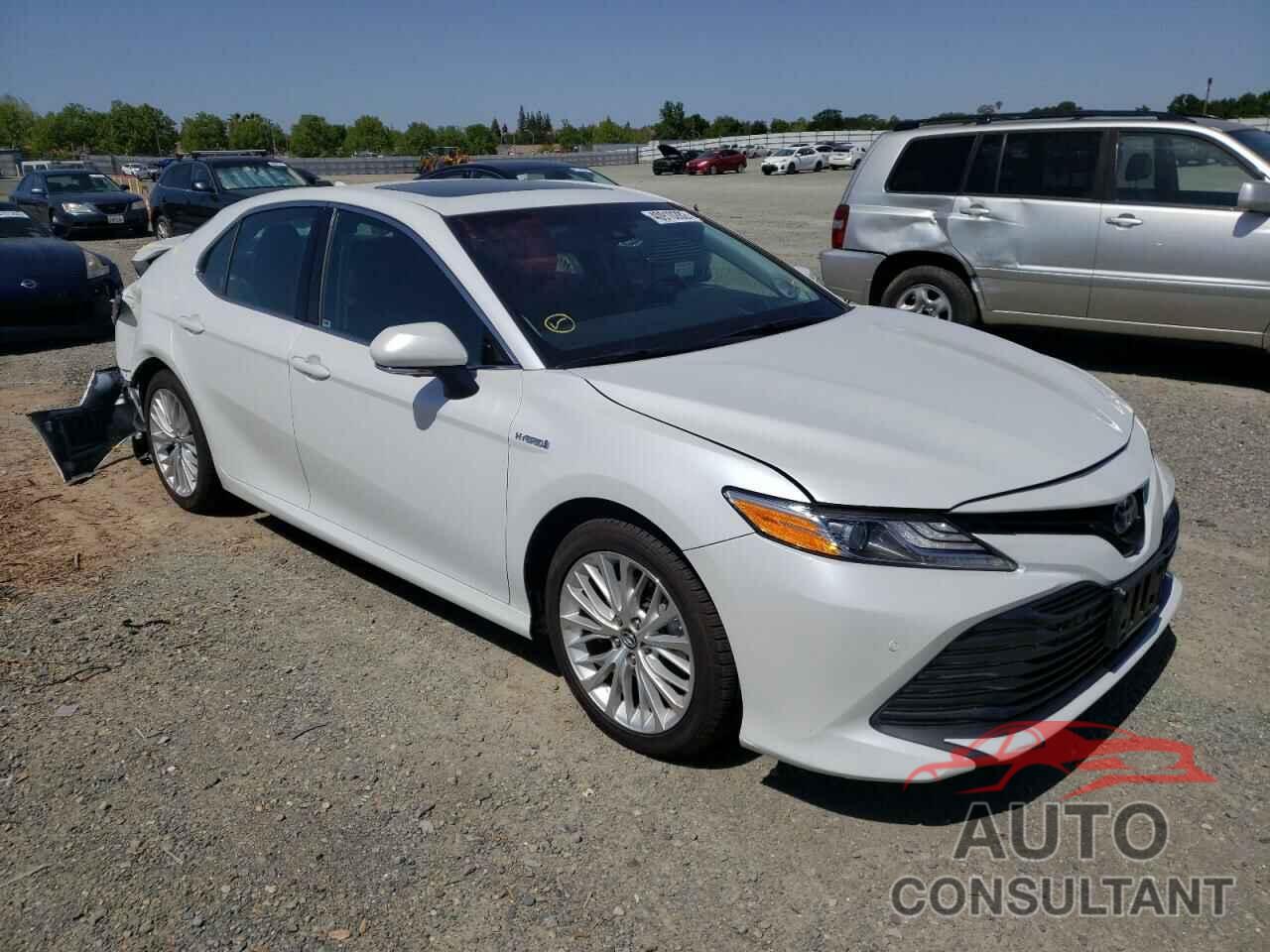 TOYOTA CAMRY 2018 - 4T1B21HK7JU009329