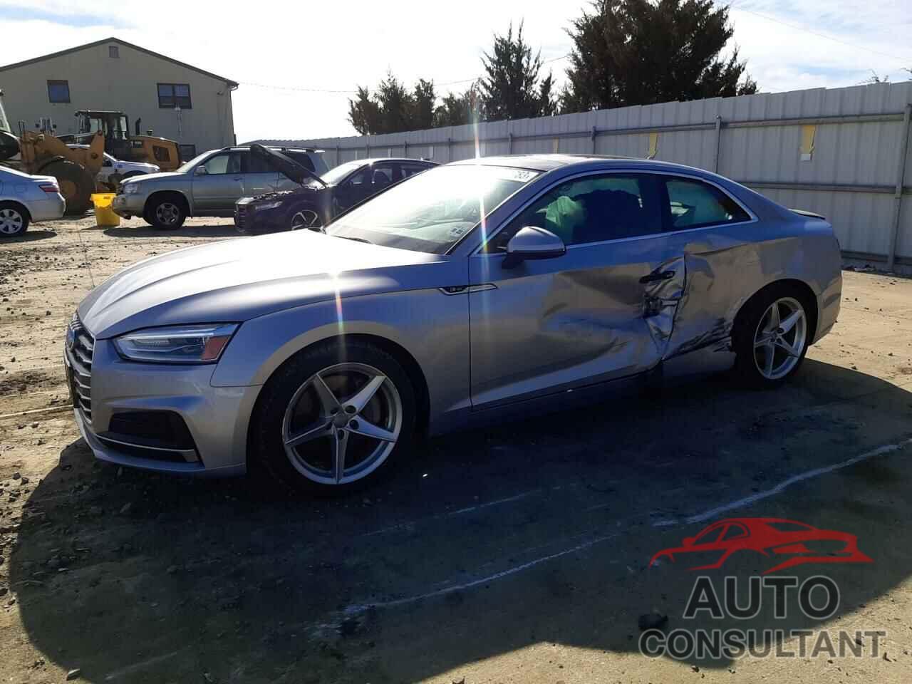 AUDI A5 2018 - WAUSNAF58JA028673