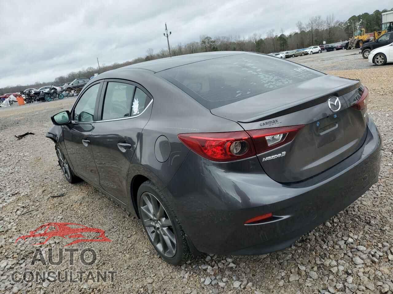 MAZDA 3 2018 - 3MZBN1V30JM266259