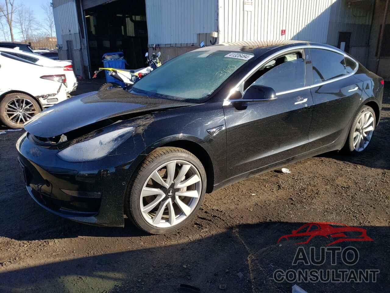 TESLA MODEL 3 2018 - 5YJ3E1EA5JF049090