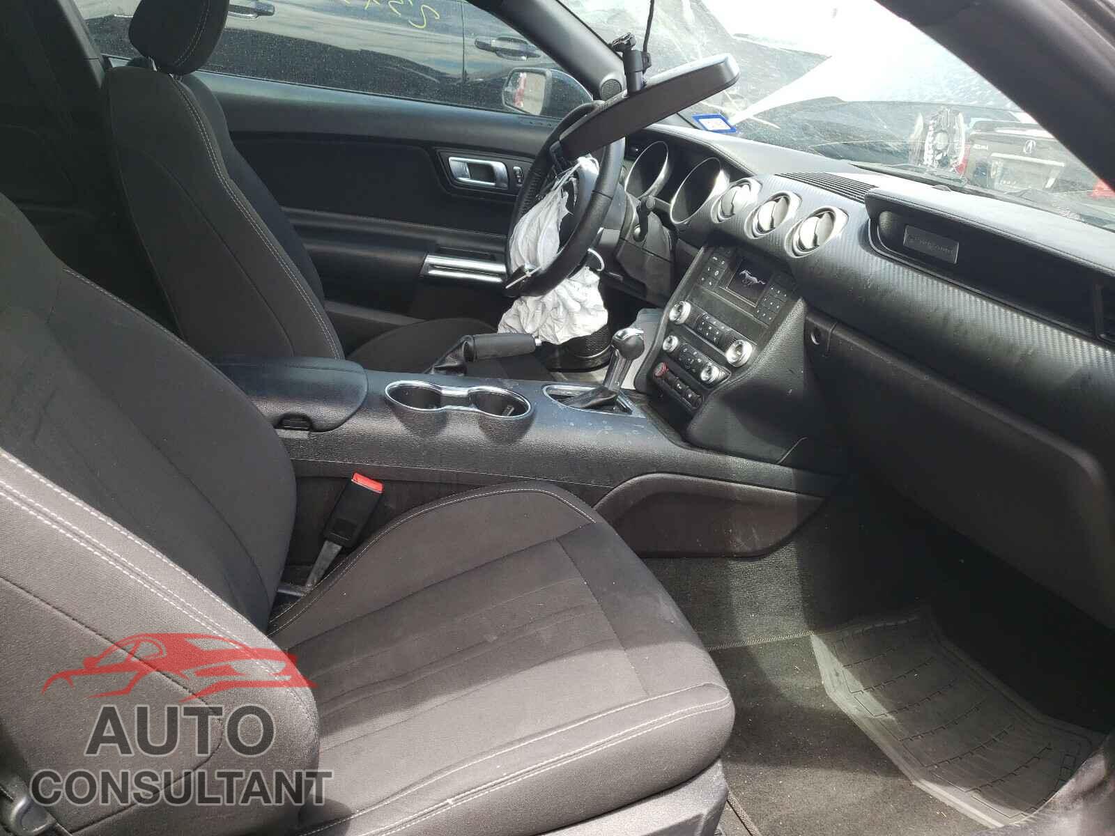 FORD MUSTANG 2019 - 1FA6P8TH6K5178237