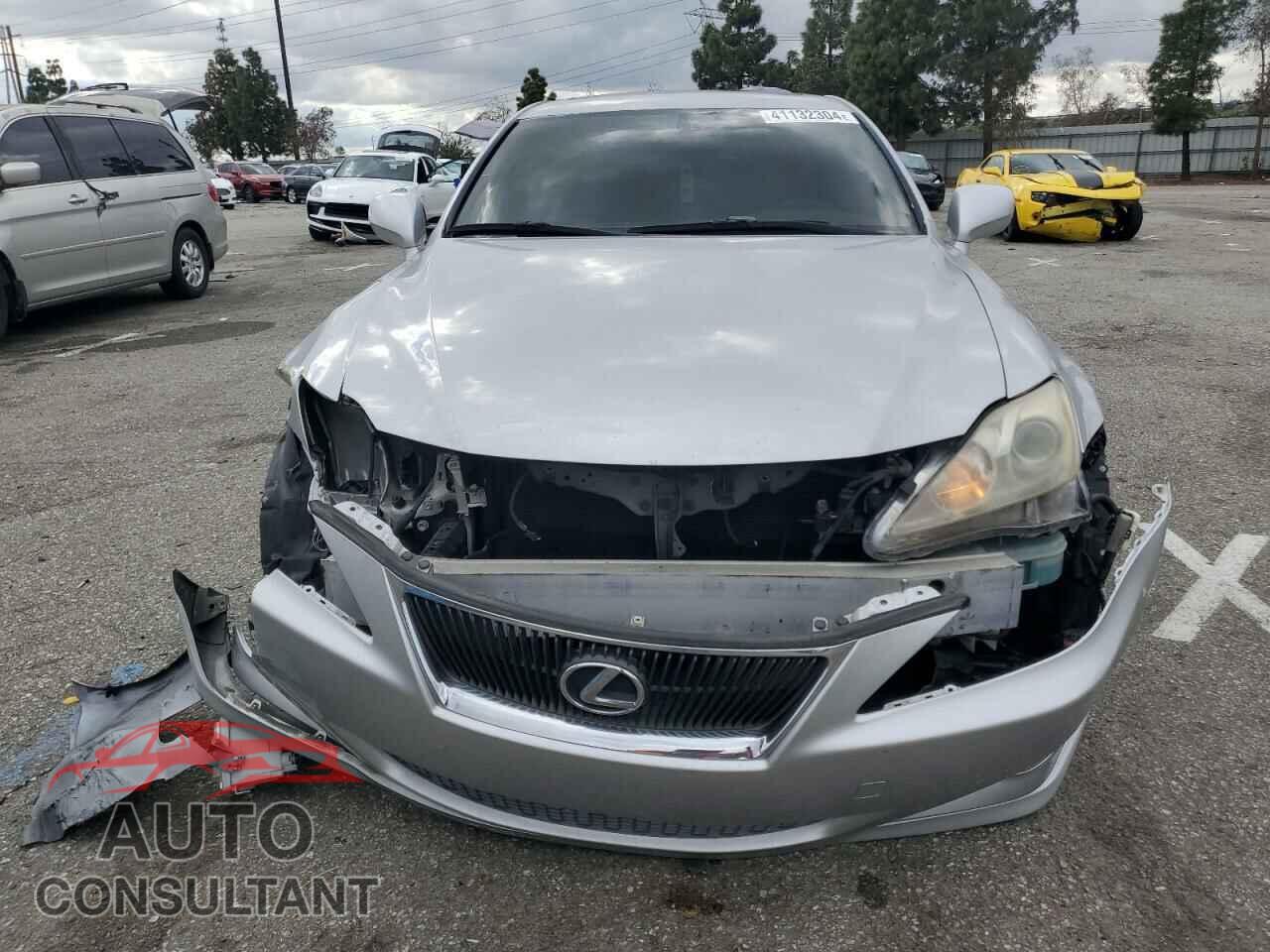 LEXUS IS 2007 - JTHBK262X72050604