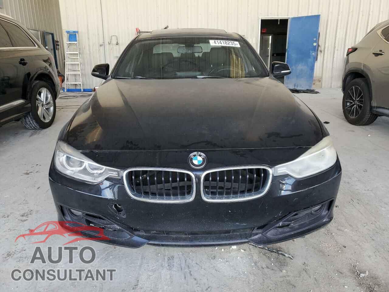 BMW 3 SERIES 2012 - WBA3A9C54CF269879