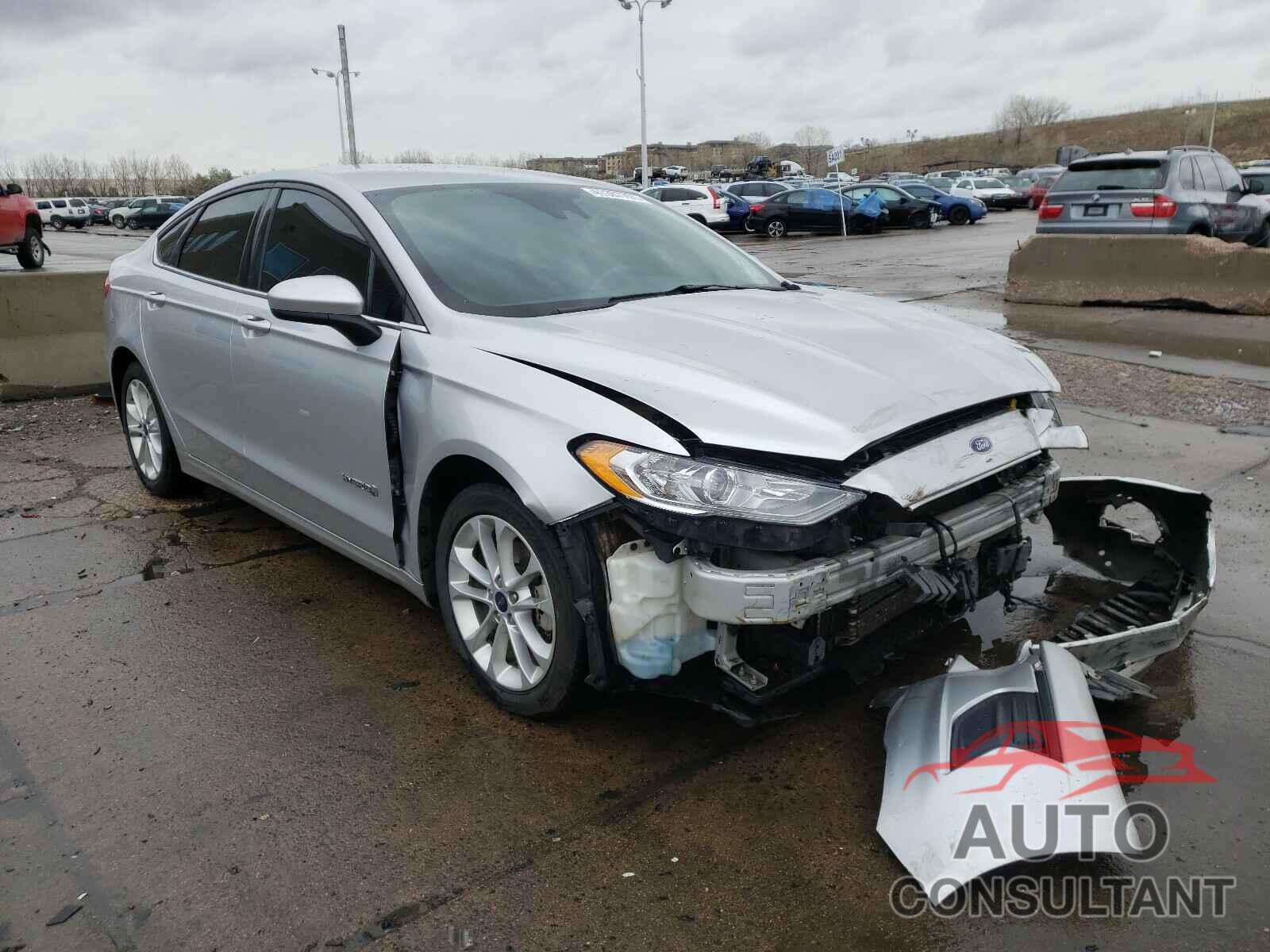 FORD FUSION 2019 - 3FA6P0LUXKR207122