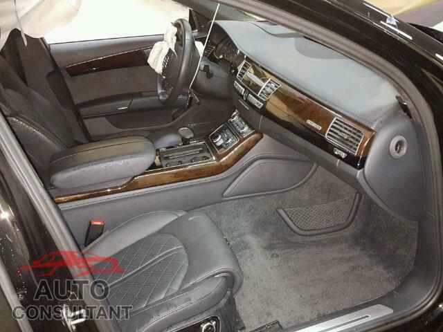 AUDI A8 2017 - WAU43AFD4HN016061