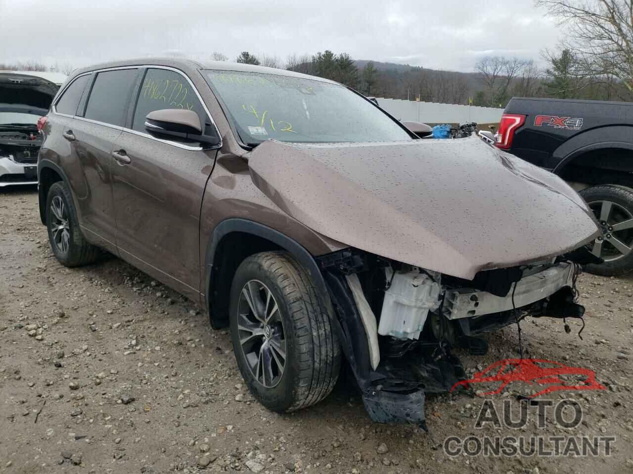 TOYOTA HIGHLANDER 2018 - 5TDBZRFHXJS824375