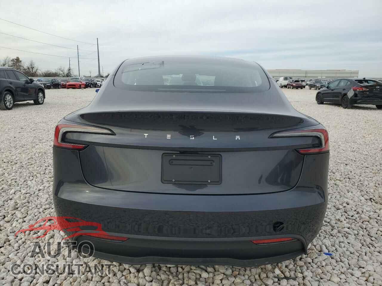 TESLA MODEL 3 2024 - 5YJ3E1EA6RF864393