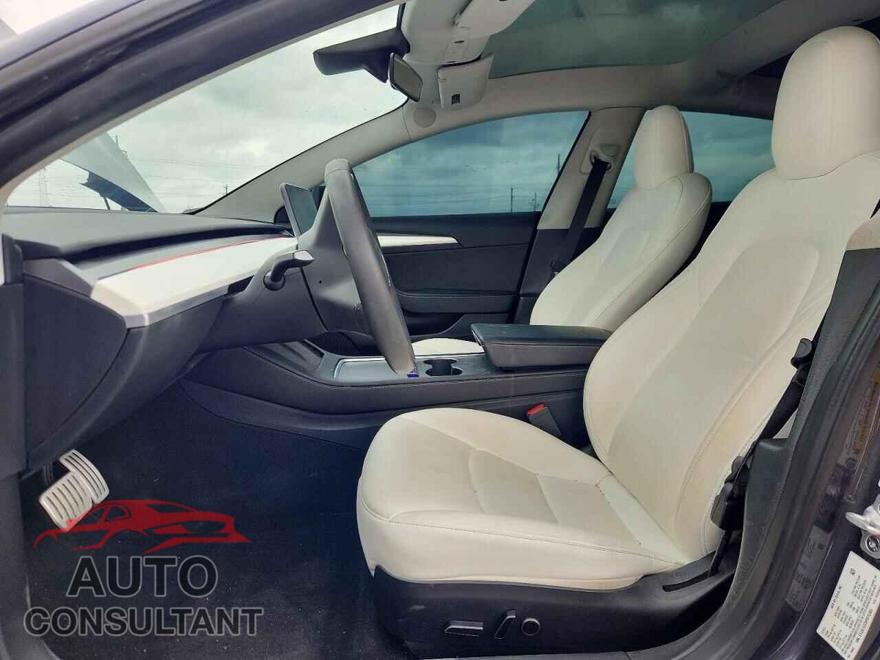 TESLA MODEL 3 2023 - 5YJ3E1EC3PF615385