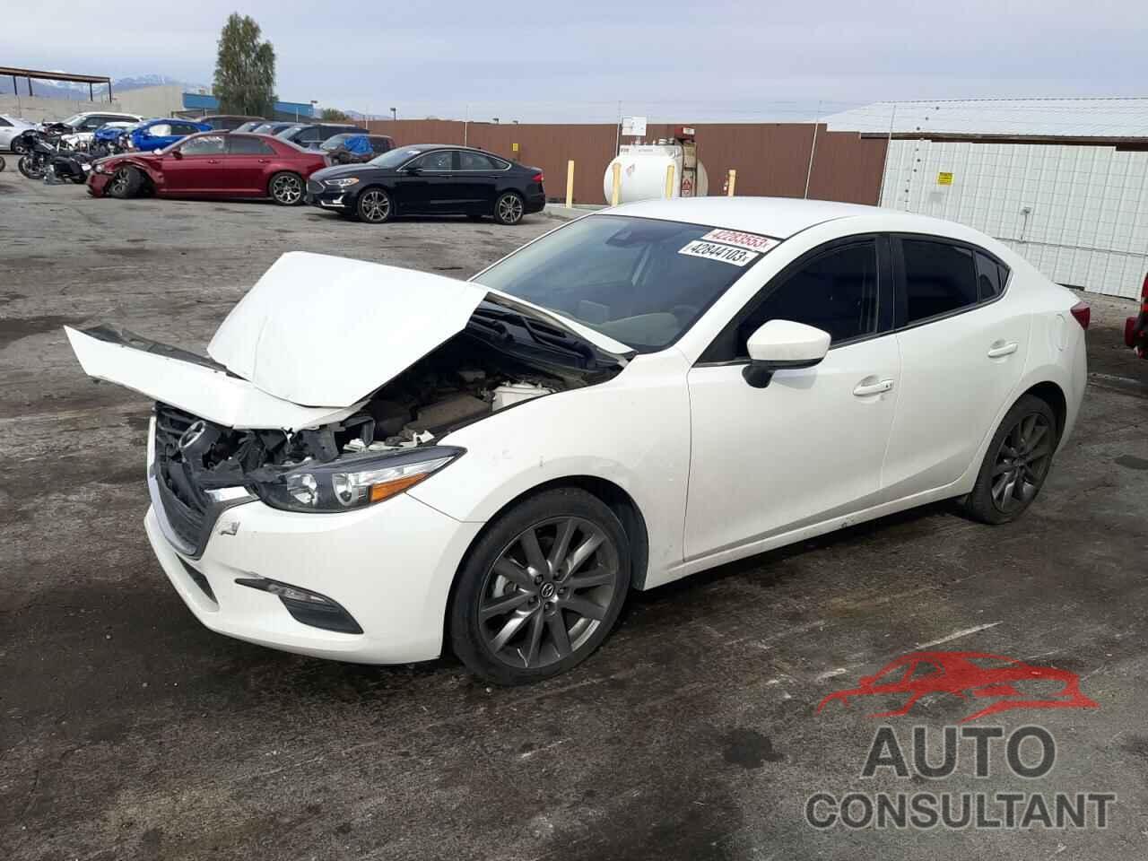 MAZDA 3 2018 - 3MZBN1V32JM254954