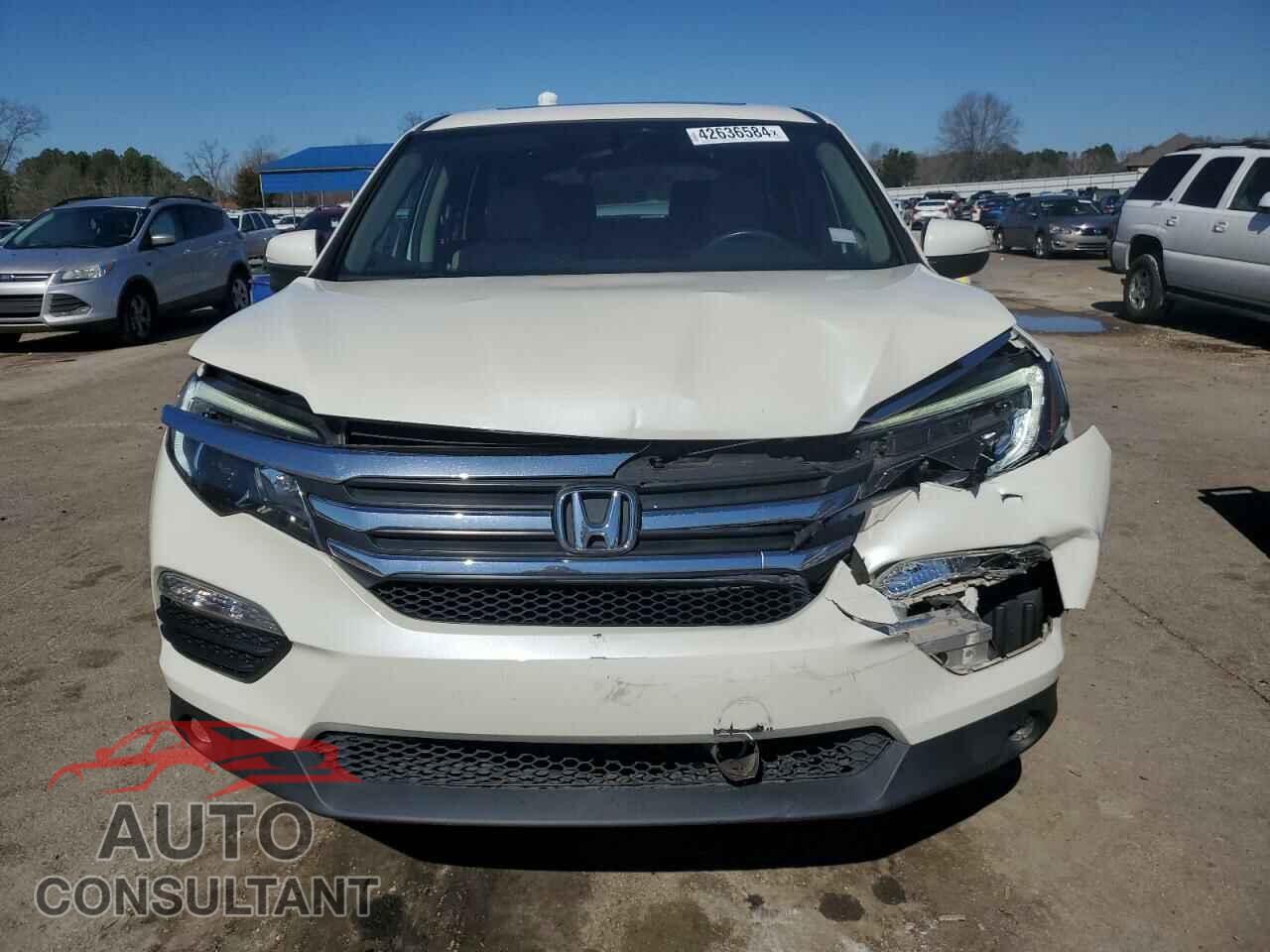 HONDA PILOT 2017 - 5FNYF5H75HB013596