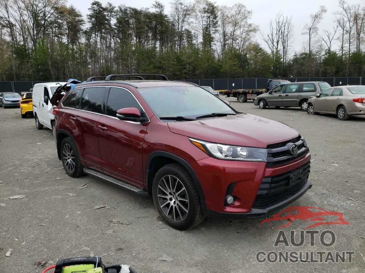 TOYOTA HIGHLANDER 2018 - 5TDJZRFH5JS499873