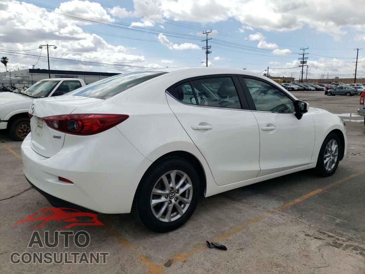 MAZDA 3 2017 - 3MZBN1U73HM123157