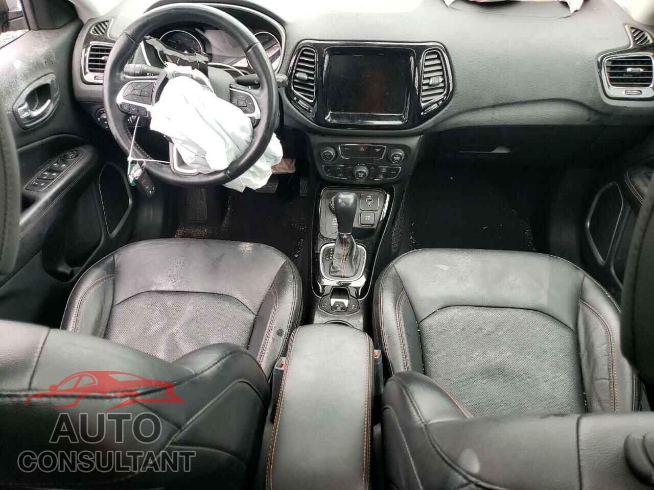 JEEP COMPASS 2020 - 3C4NJDCB9LT242963