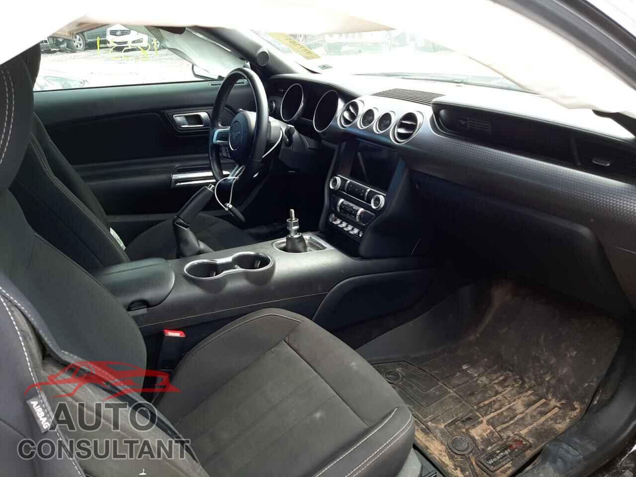 FORD MUSTANG 2020 - 1FA6P8CF2L5146496
