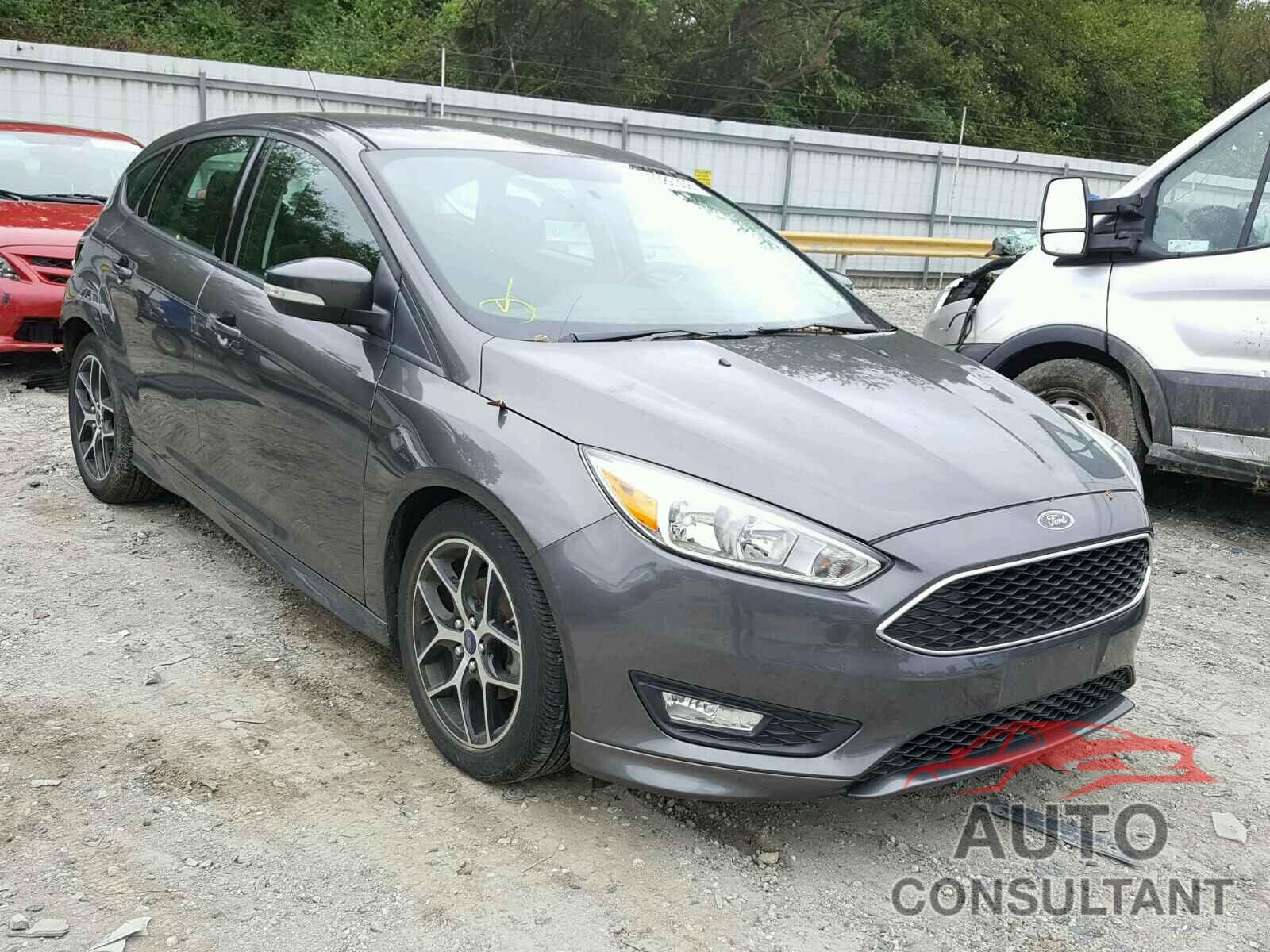 FORD FOCUS 2015 - 1FADP3K2XFL386579