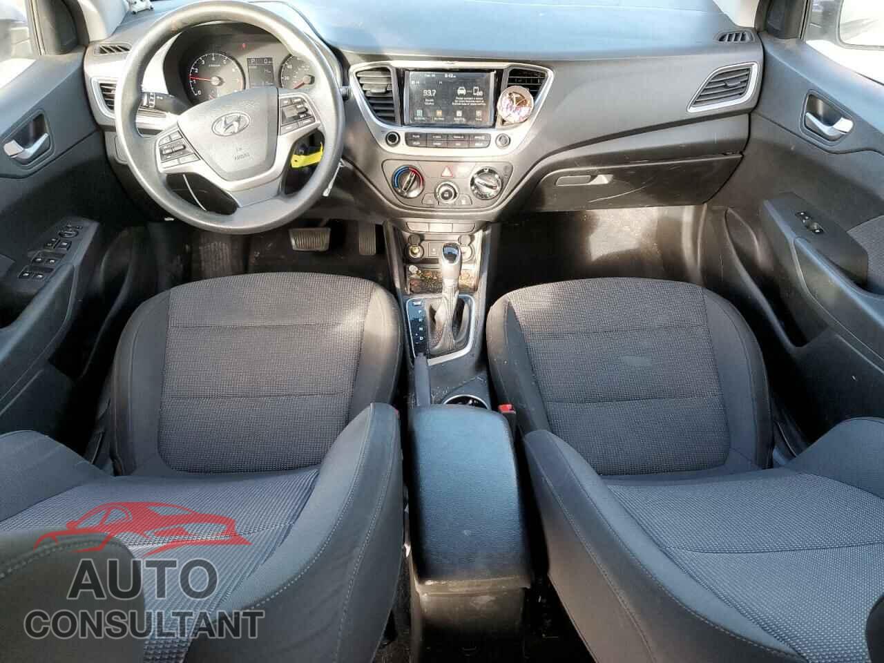 HYUNDAI ACCENT 2018 - 3KPC24A34JE028254