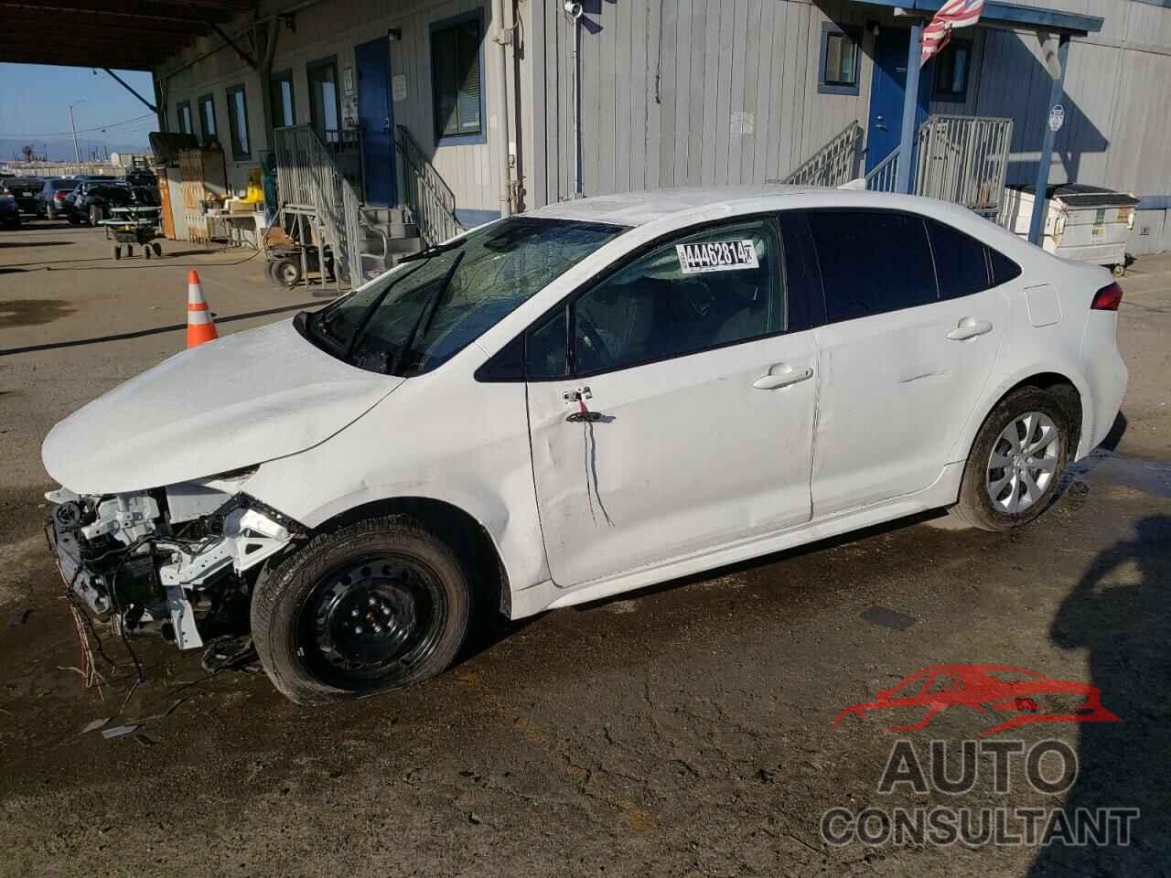 TOYOTA COROLLA 2024 - JTDBCMFE0R3030962