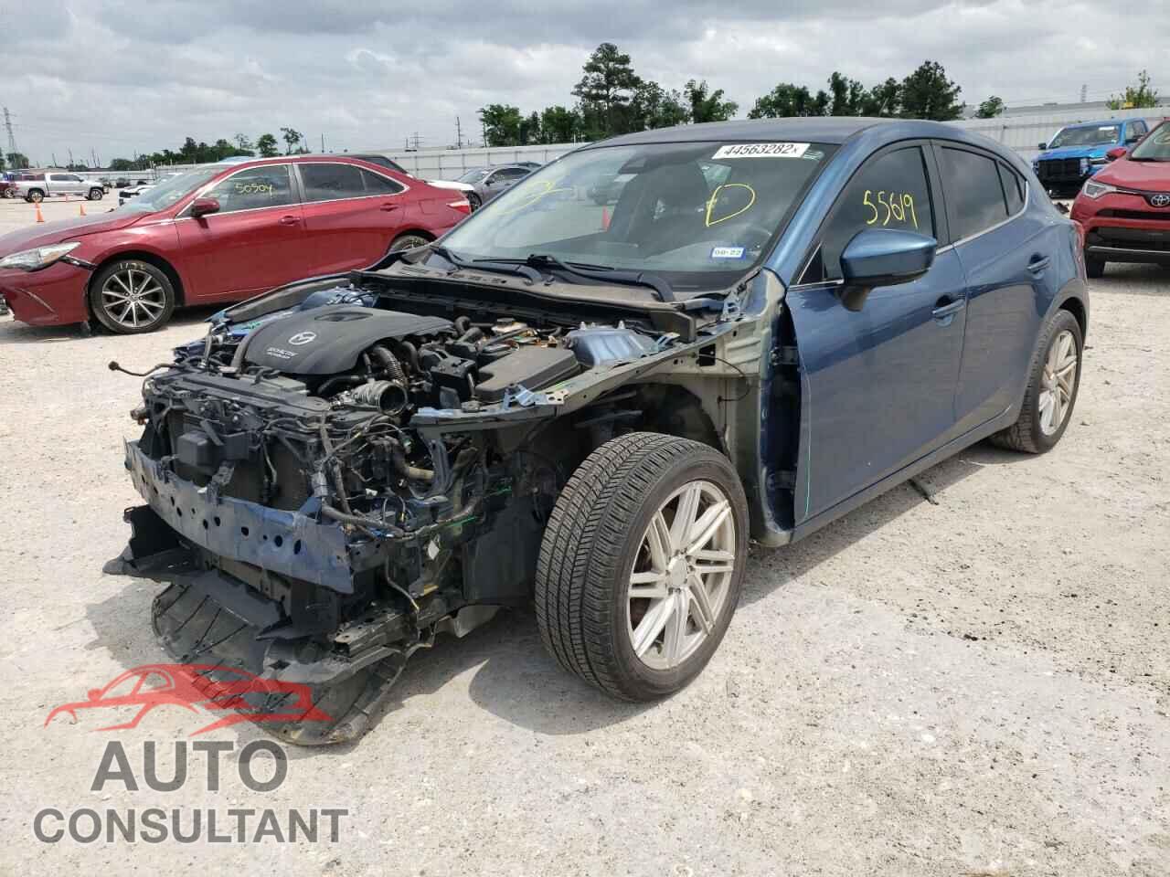 MAZDA 3 2017 - 3MZBN1L77HM142599