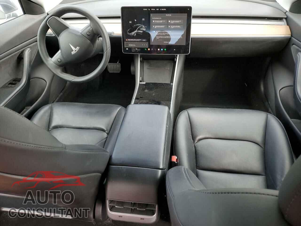 TESLA MODEL 3 2020 - 5YJ3E1EB3LF638165