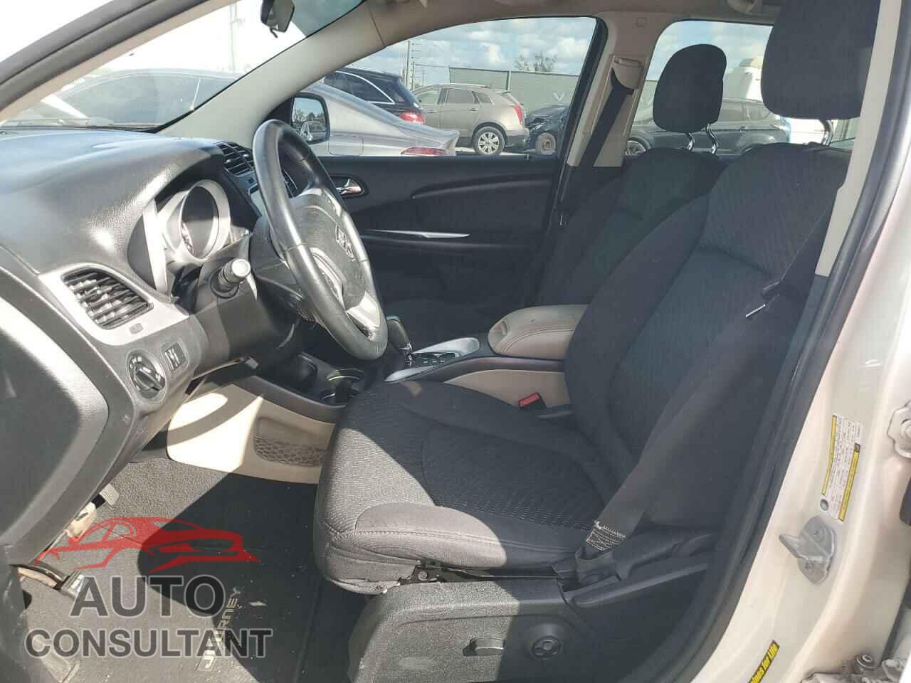 DODGE JOURNEY 2015 - 3C4PDCBG8FT584514