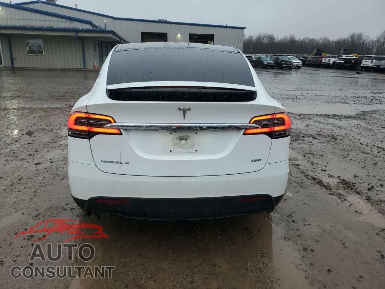 TESLA MODEL X 2017 - 5YJXCBE20HF040653