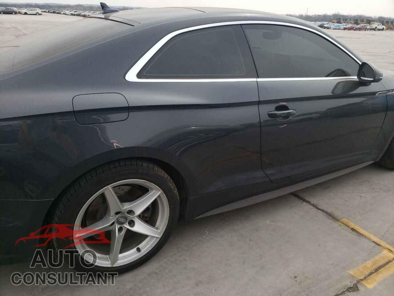 AUDI A5 2018 - WAUUNAF55JA004355