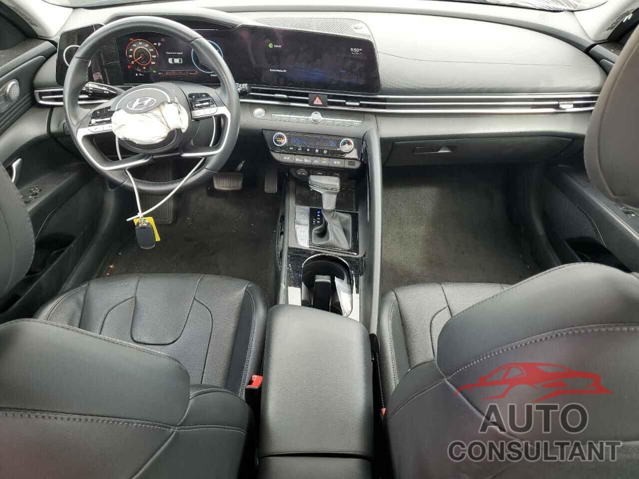 HYUNDAI ELANTRA 2022 - KMHLN4AJ5NU022584