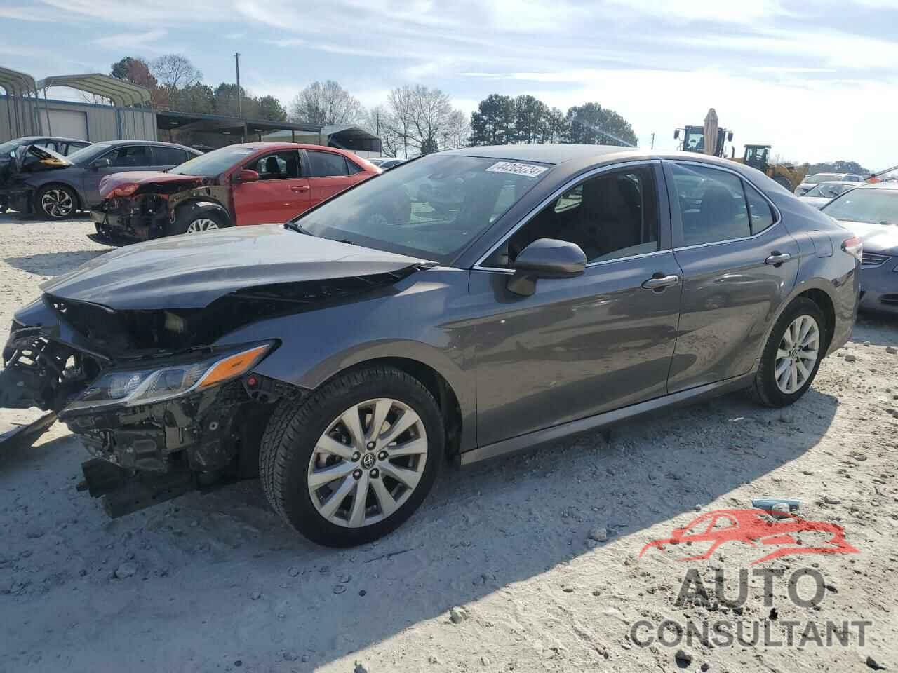 TOYOTA CAMRY 2018 - 4T1B11HK9JU060799