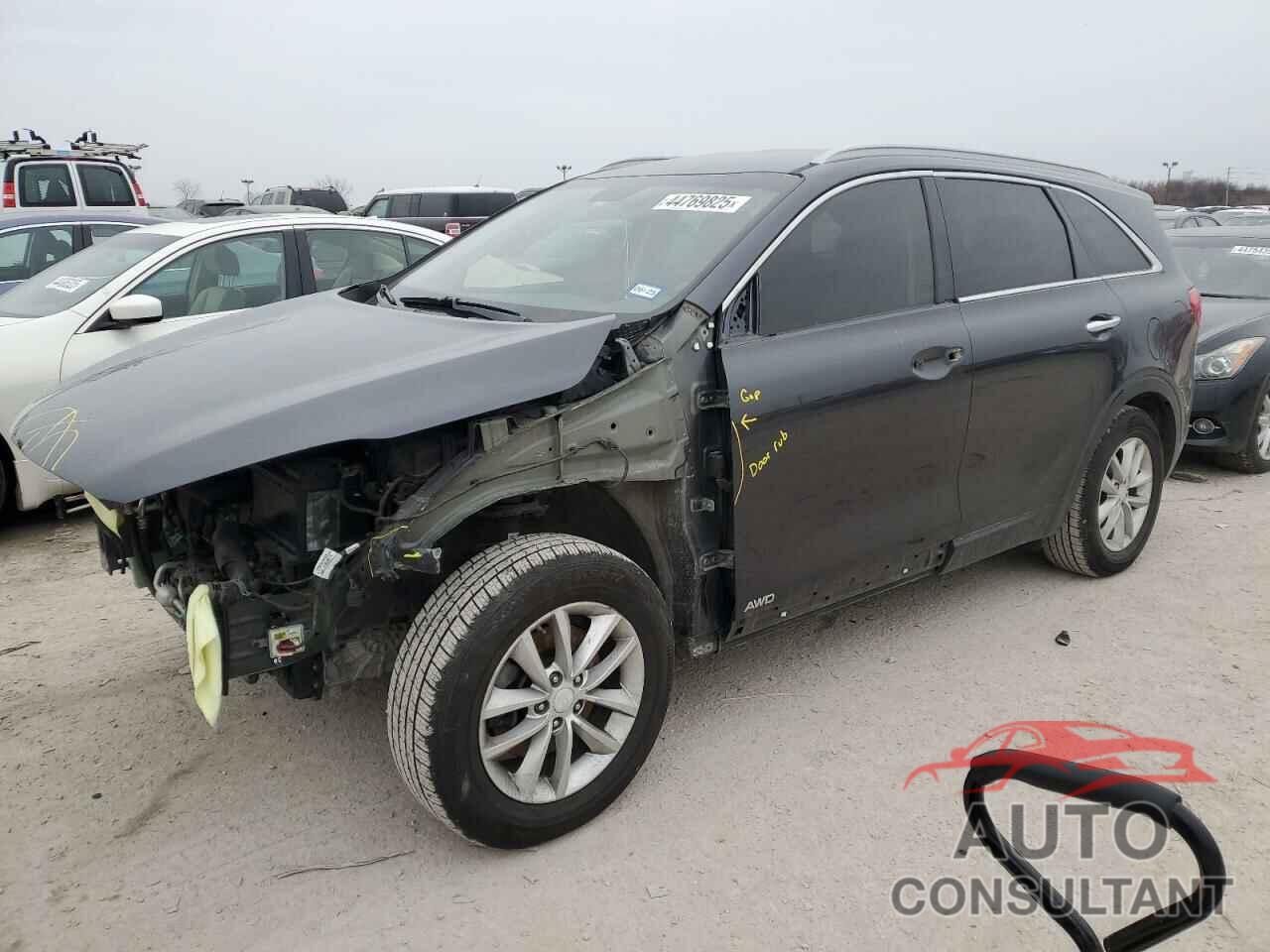 KIA SORENTO 2017 - 5XYPGDA38HG321039