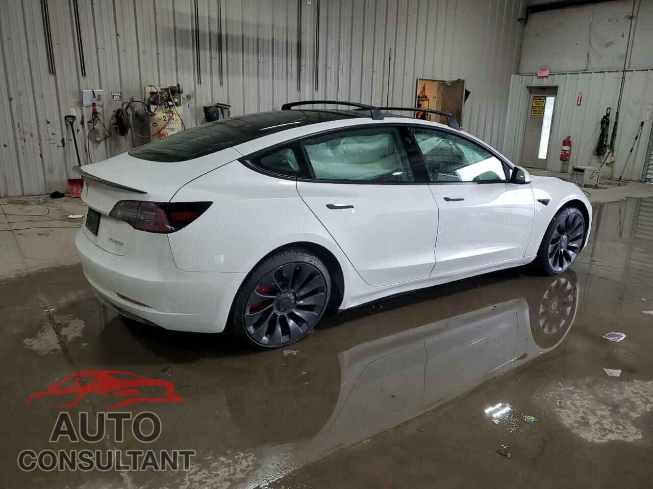 TESLA MODEL 3 2021 - 5YJ3E1ECXMF976124