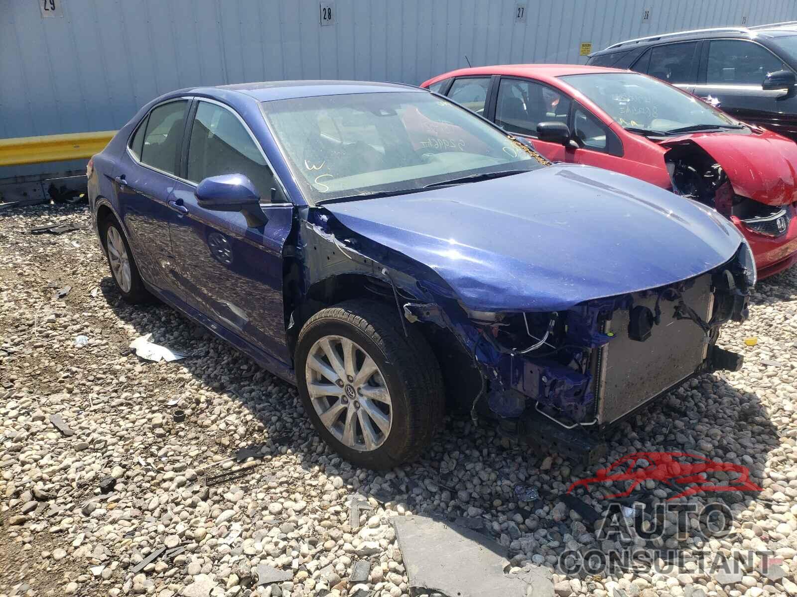 TOYOTA CAMRY 2018 - 4T1B11HK3JU654787