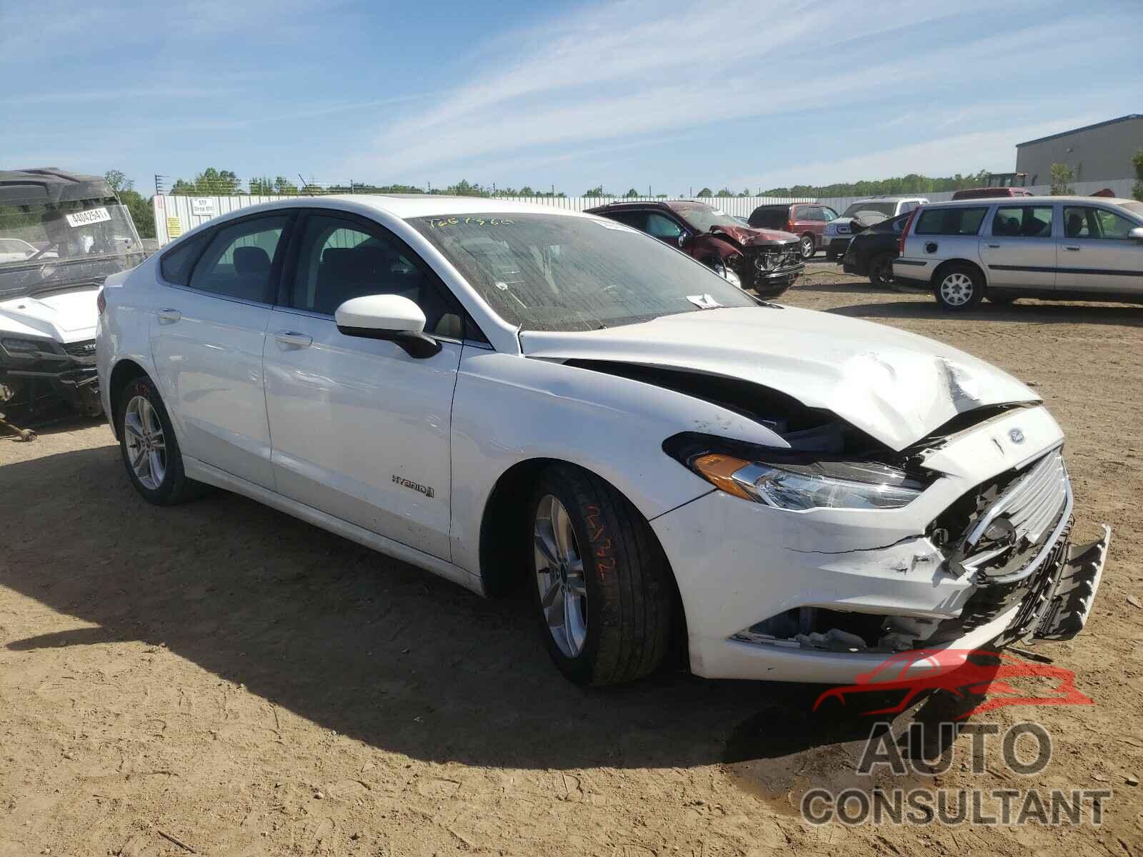 FORD FUSION 2018 - 3FA6P0LU0JR131456
