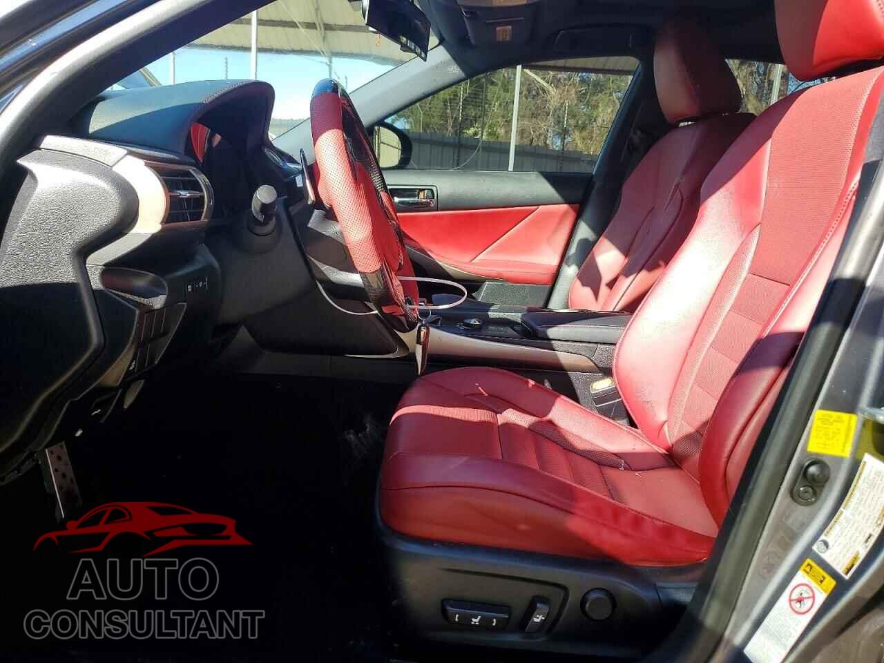 LEXUS IS 2015 - JTHCE1D27F5009157