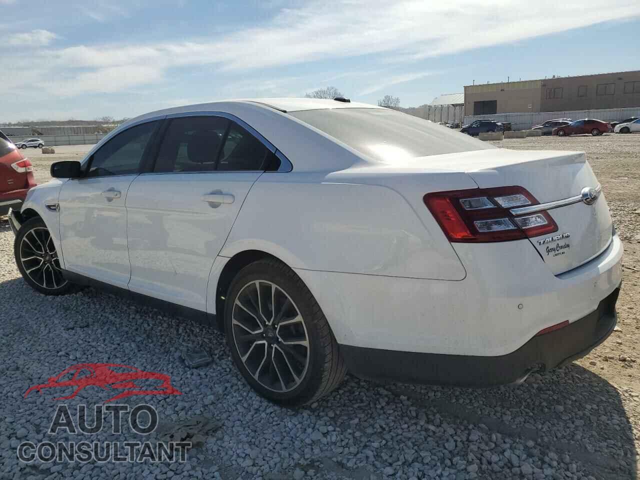 FORD TAURUS 2017 - 1FAHP2E82HG144537