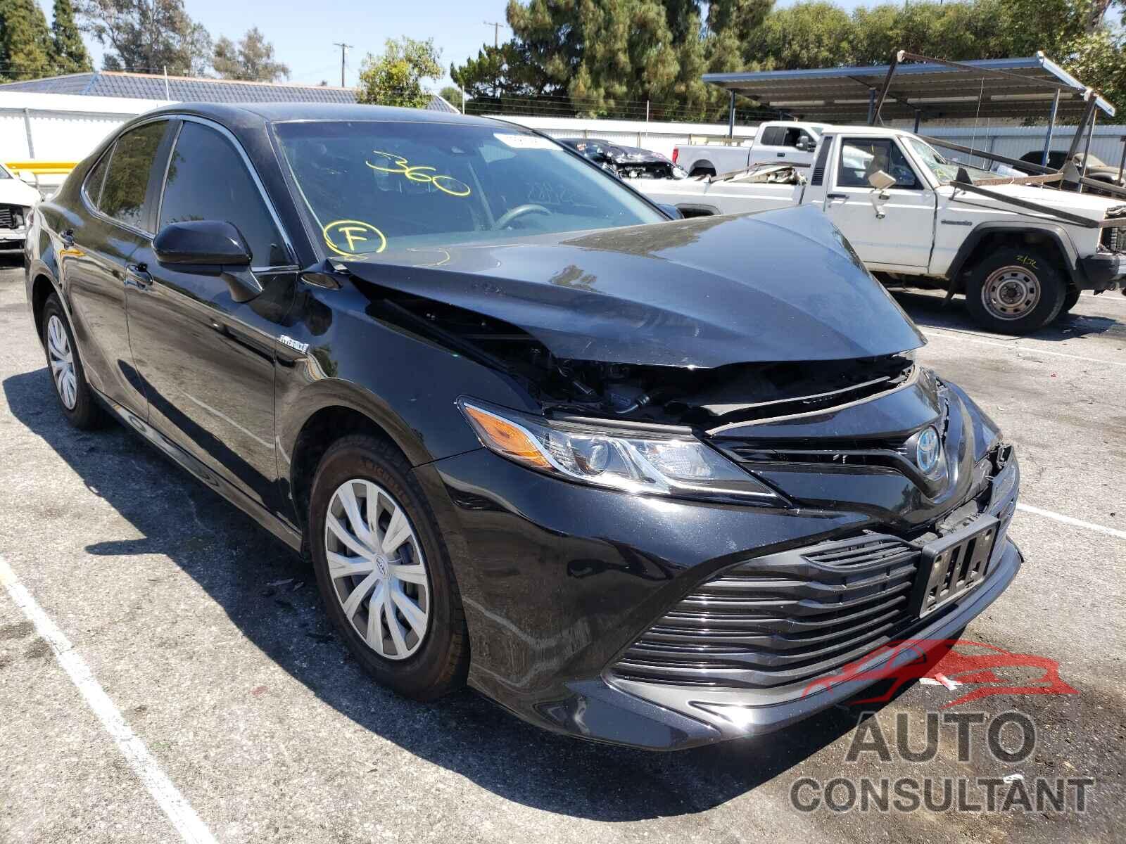 TOYOTA CAMRY 2018 - 4T1B31HK2JU501490