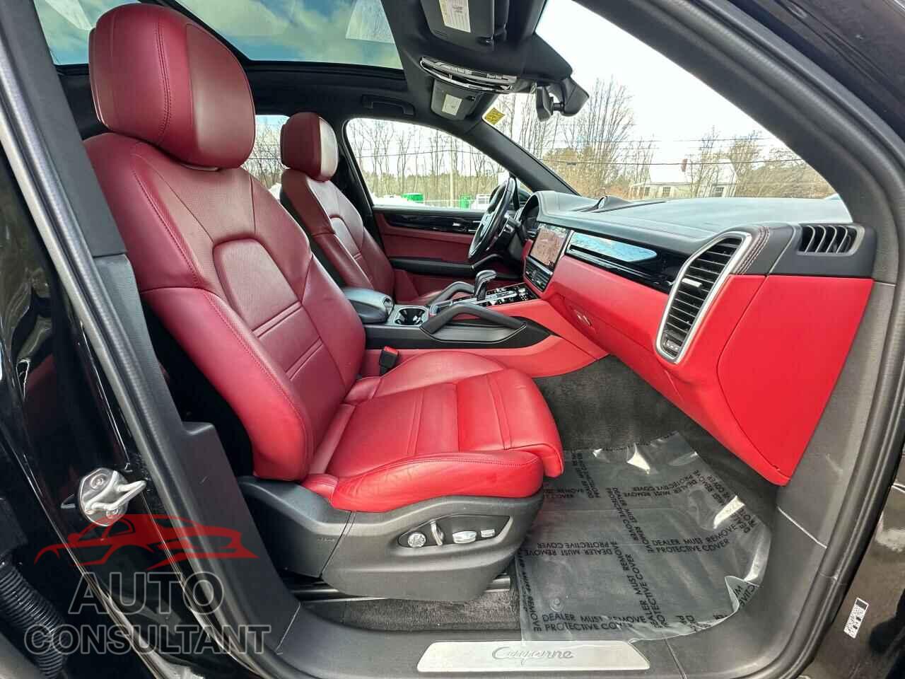 PORSCHE CAYENNE 2020 - WP1AA2AY1LDA09500